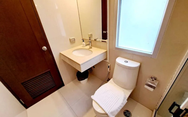 6C - No Impact From Earthquake 2bedrooms 2 Bath Downtown Bangkok