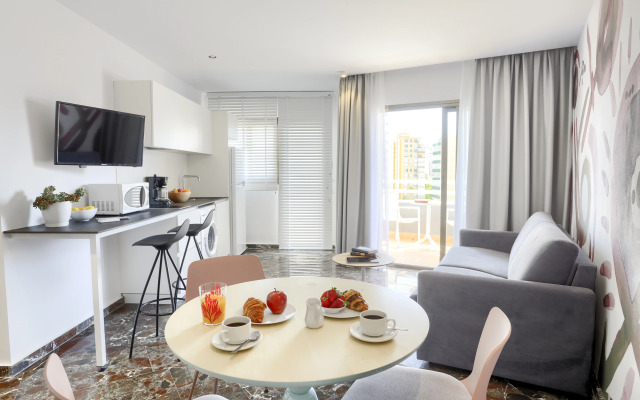 Apartamentos San Jaime Center Suites