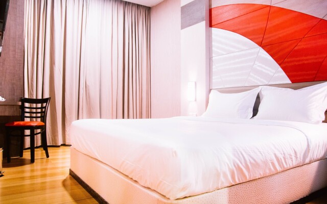 The Golden Bay Hotel Batam