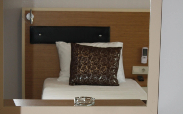 Naila Hotel