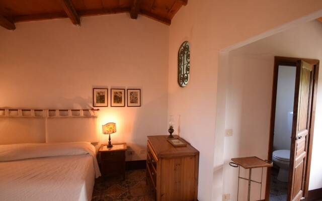Cozy Holiday Home in Collesano With Pool