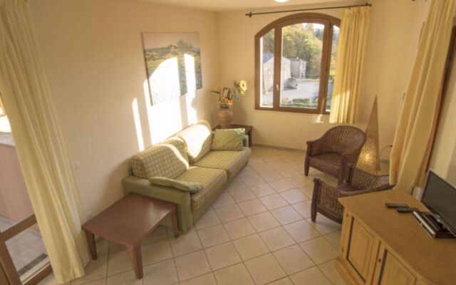 Thermae Apartment 14