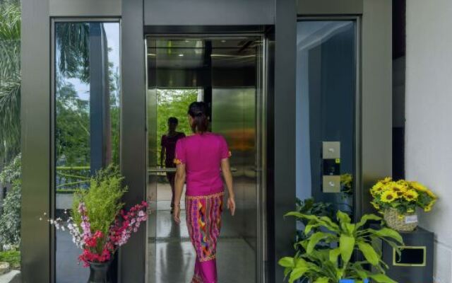 Ruili Hotel