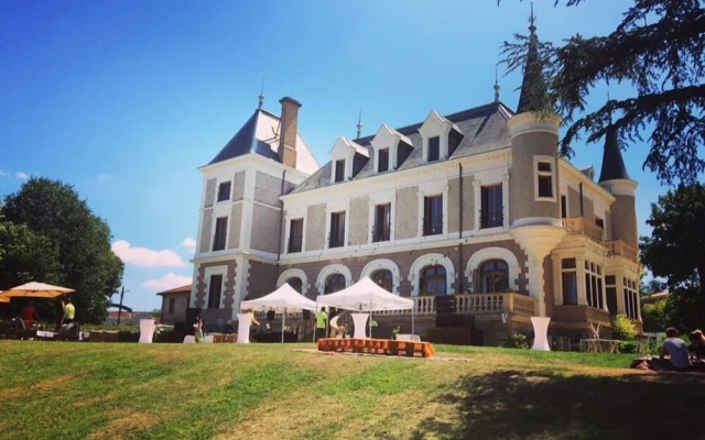 Eclosion Château Hôtel & Restaurant