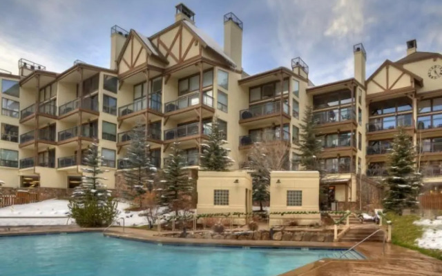 2 Bedroom Condo