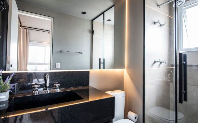 Apartamento em Pinheiros com Piscina