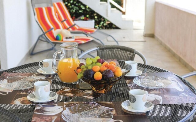 Nice Home in Slatine With Wifi and 5 Bedrooms