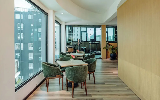 Saigon Royal Hotel CMT8