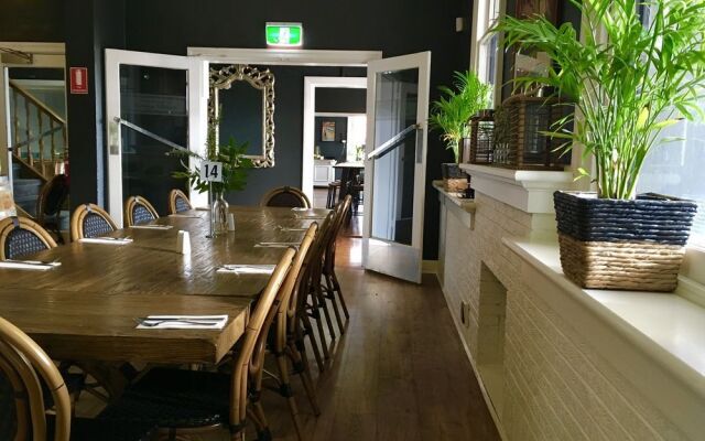 Healesville Garden Accommodation — The Grand Hotel