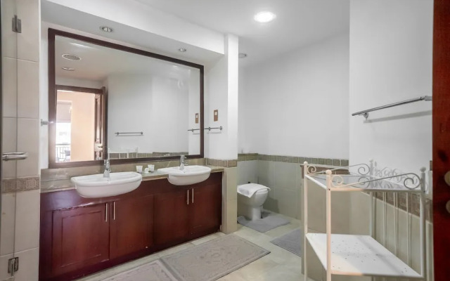 Stylish Urban 1BR Gem in Fairmont-90AB2