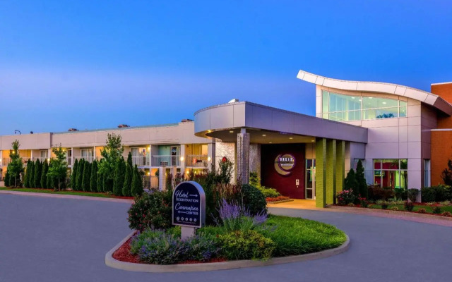 Ramada Springfield Inn And Conference Center