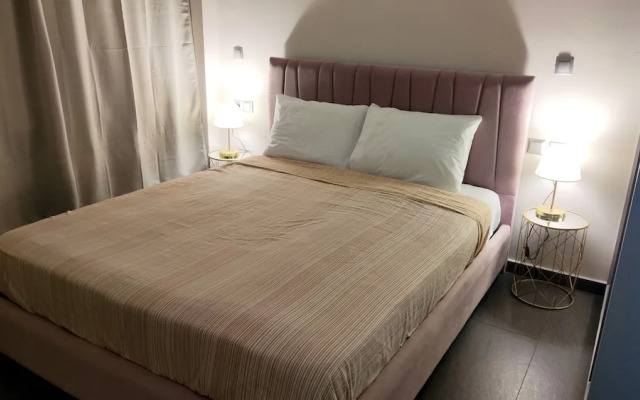 Ermou Downtown Suites by Athens Urban Retreat