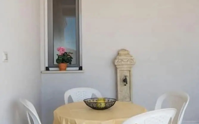 VIlla White