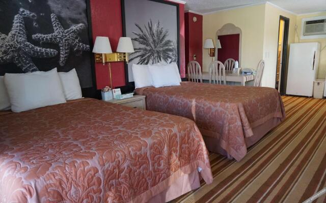 Royal Palace Inn & Suites