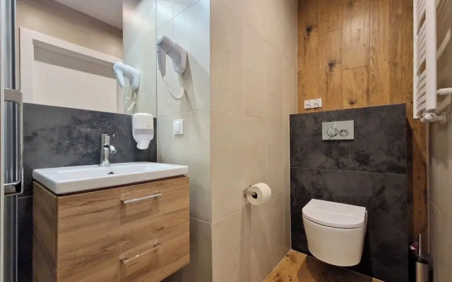 Avangard by Baltic Home