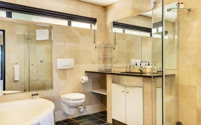 Bakoven Blue in Cape Town