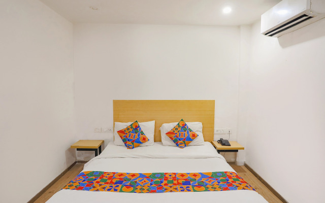 Fabexpress F9 Pitampura Inn