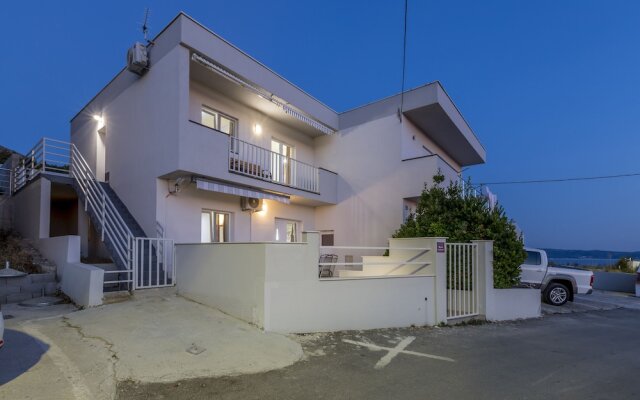 House With Private Pool Magdalena