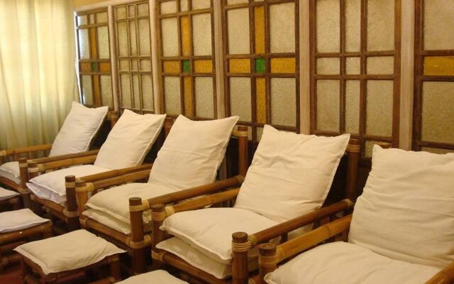 The Sun Villa Beachfront Resort & Spa