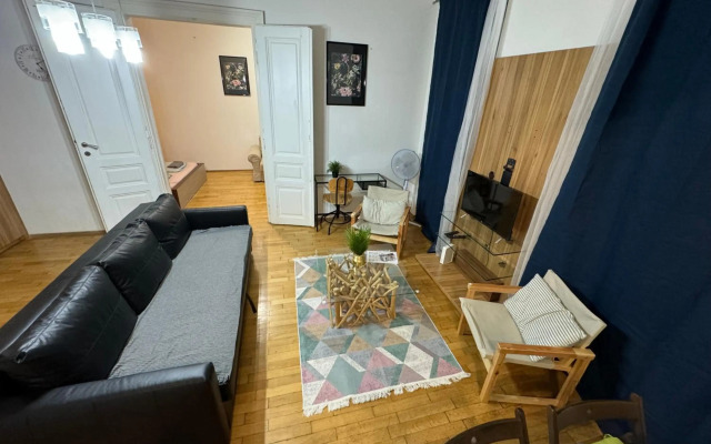 Apartment with parking in the Center - 500m from Hlavní nádraží