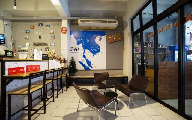 OYO 532 Meet & Meet Hostel