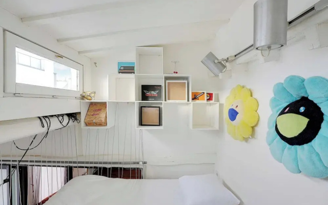 Spacious Apartment 2br/4p - Republique