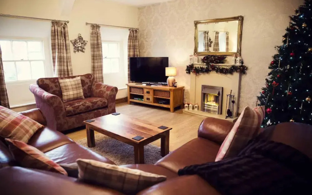 Apartment 25B