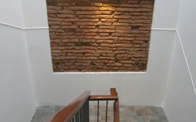 Politi Aparthotel