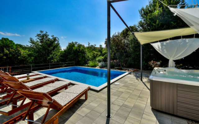 Villa Karin