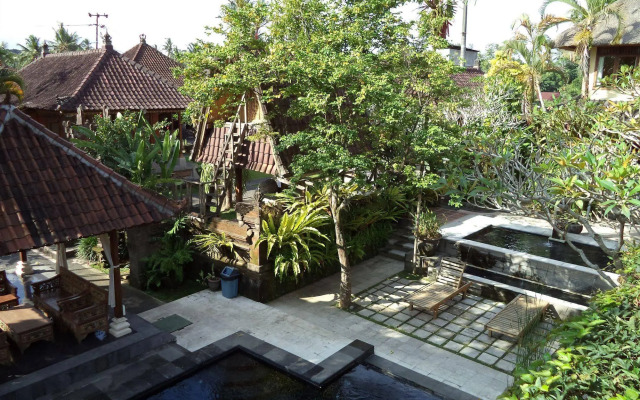 Lokasari Bungalows Spa & Gallery