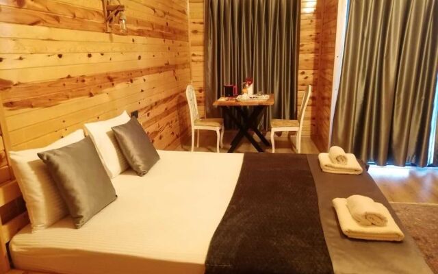 Tas Konak Butik Otel Bungalov