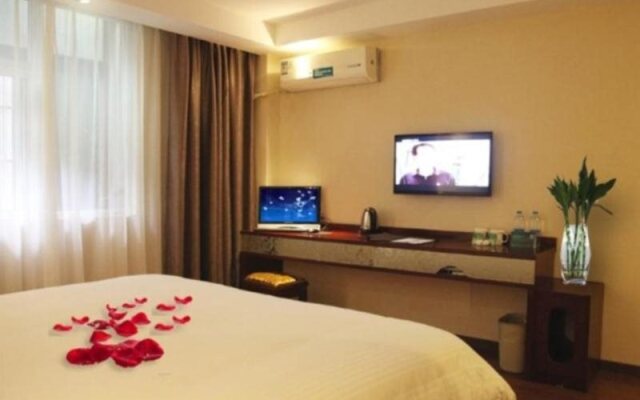 GreenTree Inn Guangxi Yulin Jincheng Commercial Building Shell Hotel