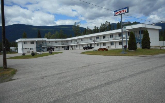 Blue River Motel