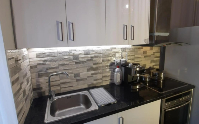 Athens city center apartment next to metro & close to Acropolis