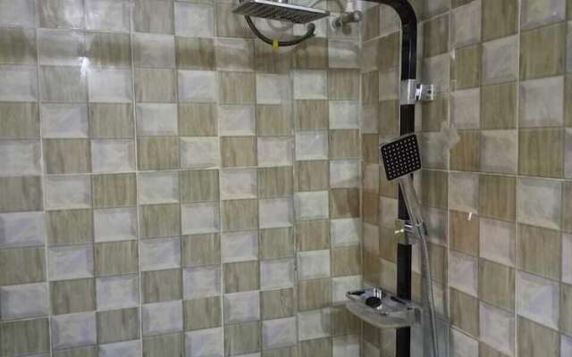 Ajah Apartment & Suites
