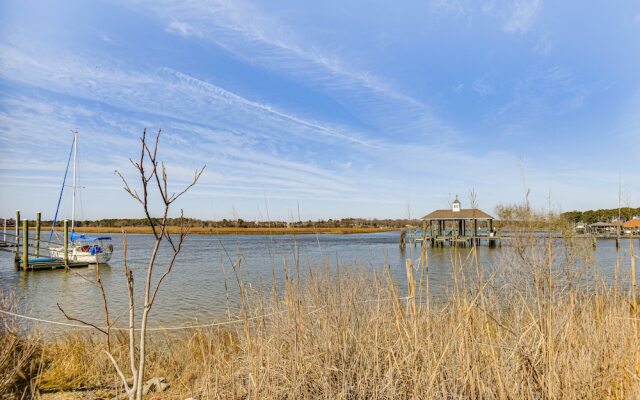 Charming Smithfield House: Walk to Downtown!