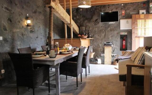 Vinea Lava Praia Campo Pico