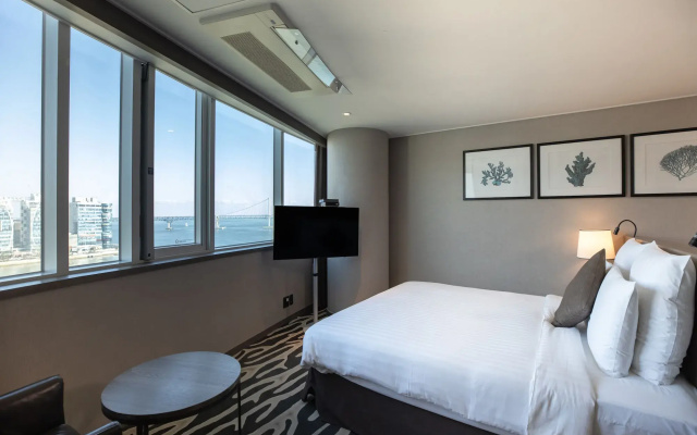 Kent  Gwangalli by Kensington