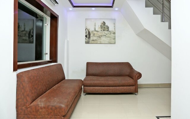 Collection O 16544 Hotel Primeland