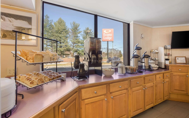 Econo Lodge Hendersonville