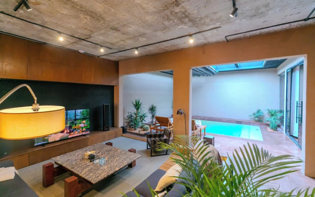 Portal Chalets With Private Pool-Al Arid