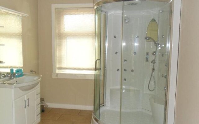 Kidron House Hotel