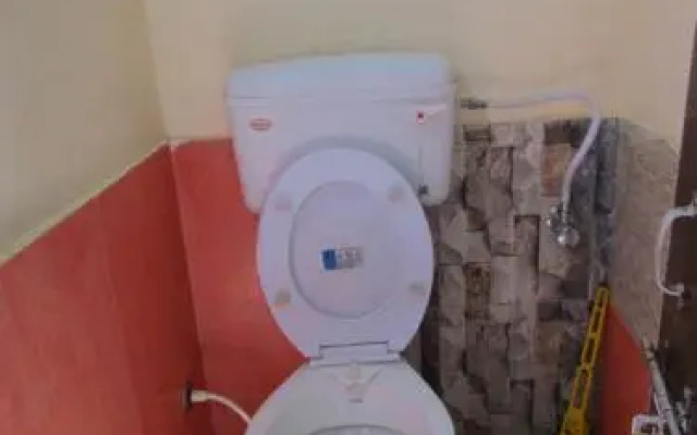 Camp The Parvati River Bank