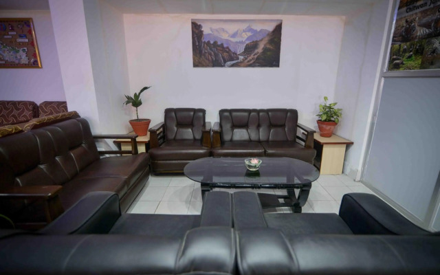 OYO 789 Hotel Shivam Plaza