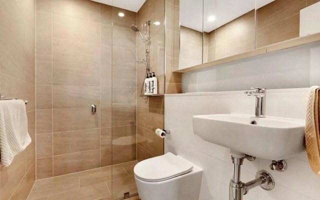 Across from Huskisson Beach Located in the Heart of Huskisson