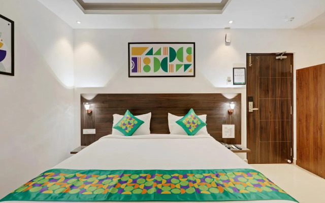 Treebo Aishwarya Grand - 4 km from Promenade Beach