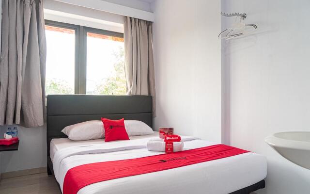 RedDoorz near Pecenongan 2