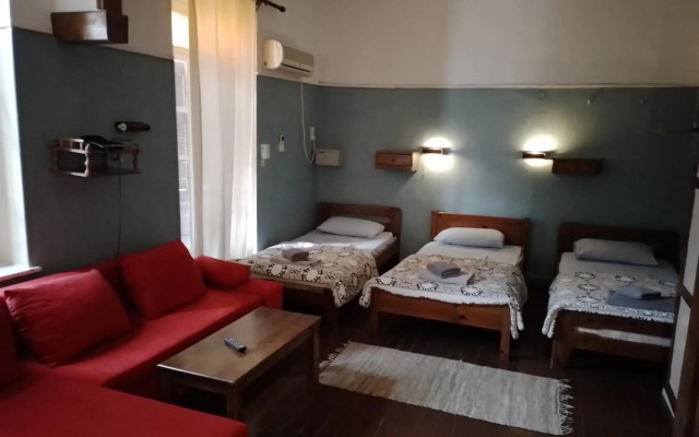 Miranta Hotel - Apartments & Studios