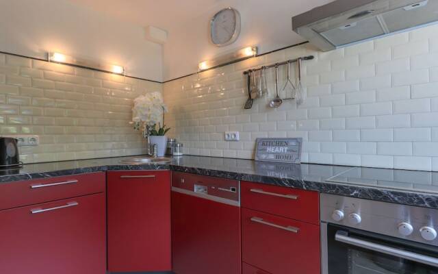 Modern Apartment in Brixen Im Thale with Garden