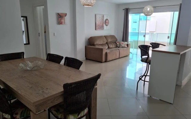 141 - Apto com vista mar, apenas a 50m da praia!